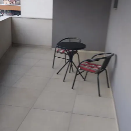 Large Coresi Apartment, Apartment