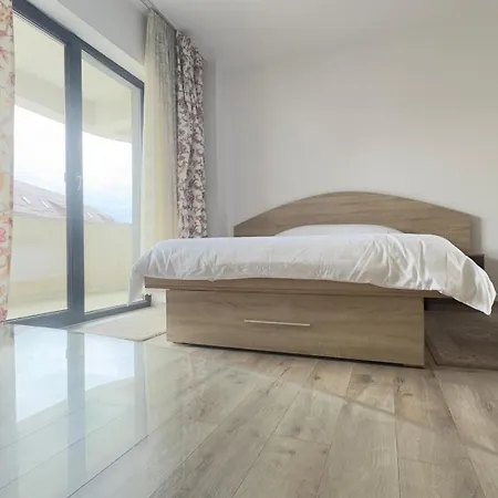 Large Coresi Apartment, Apartment Brasov