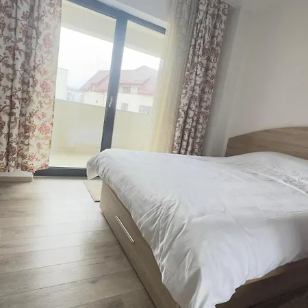 Large Coresi Apartment, Brasov