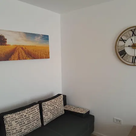 Apartment Large Coresi Apartment, Brasov