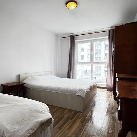 Large Coresi Apartment, * Brasov