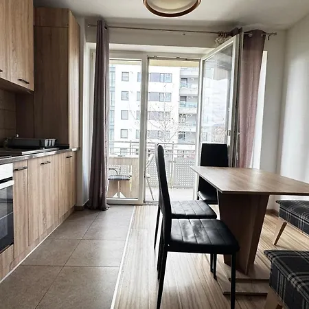 Apartment Large Coresi Apartment,